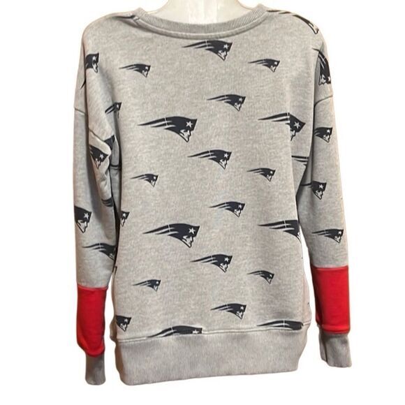 New England Patriots NFL Juniors Sweatshirt Sz M 7/9 Collection Crewneck Pockets - Picture 2 of 7